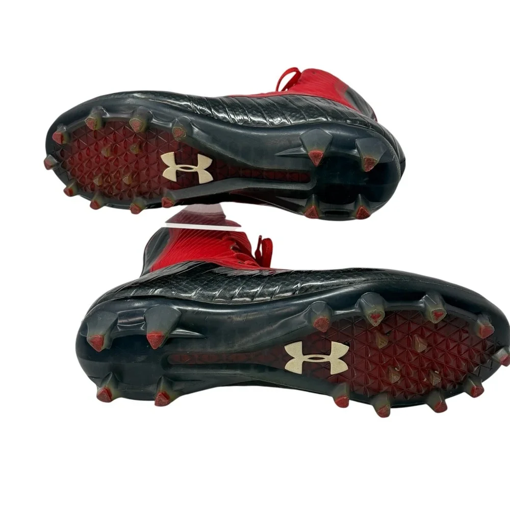 Under Armour take field